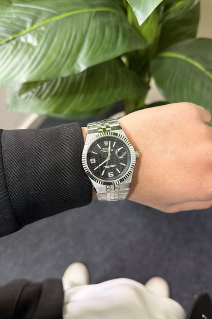 Rolex Land Dwellers