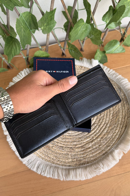 Tommy Black  Wallet