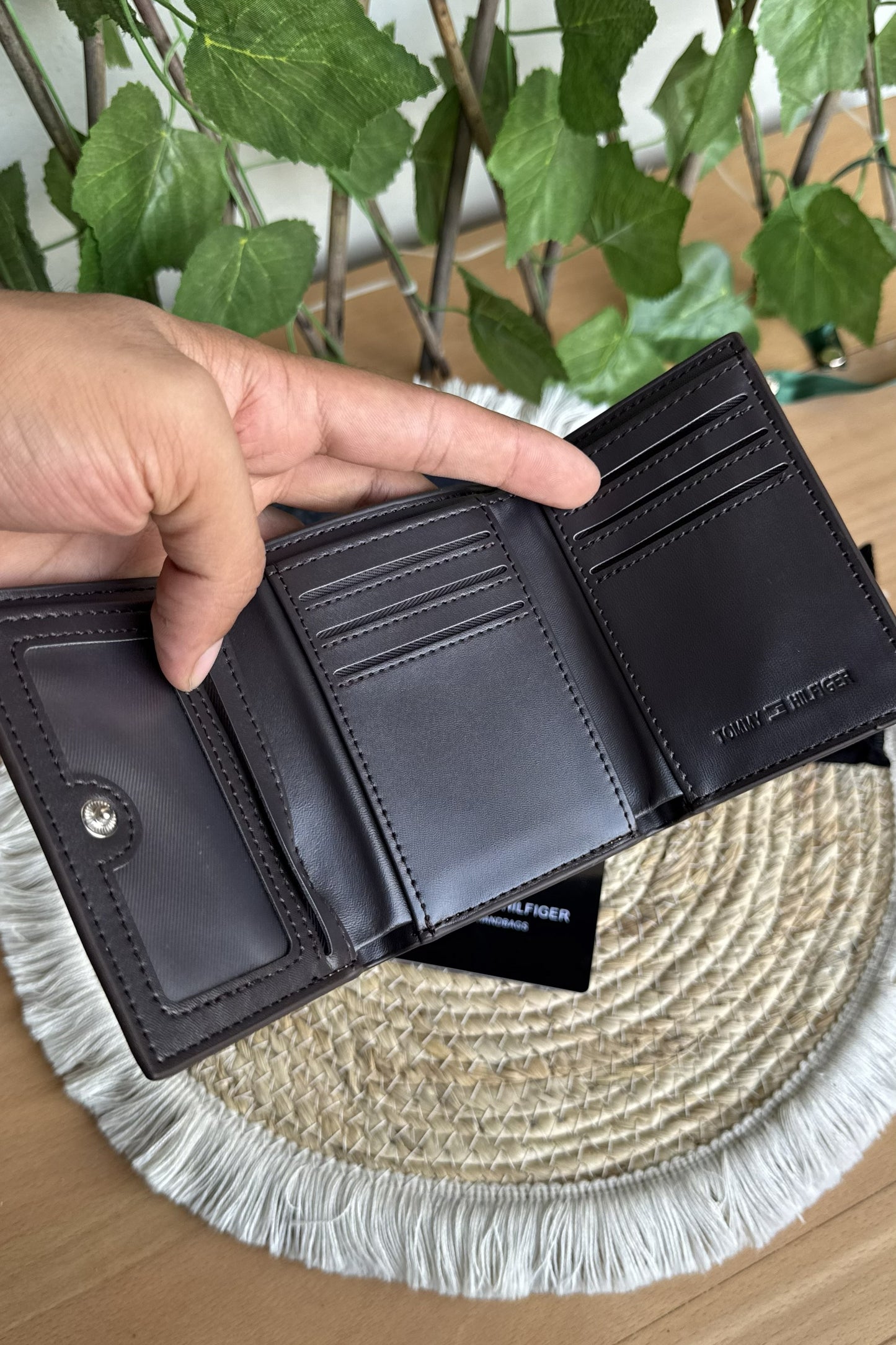Tommy Black Wallet